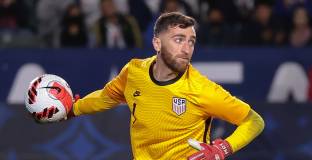  Нотингам Форест преговаря с Арсенал за Търнър